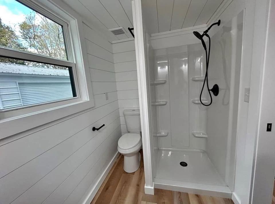 Luxury Tiny Home - Image 11